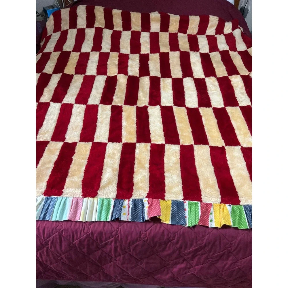 Handmade Throw Blanket Unisex OS Multicolor Striped Checkerboard Faux Fur Retro‎